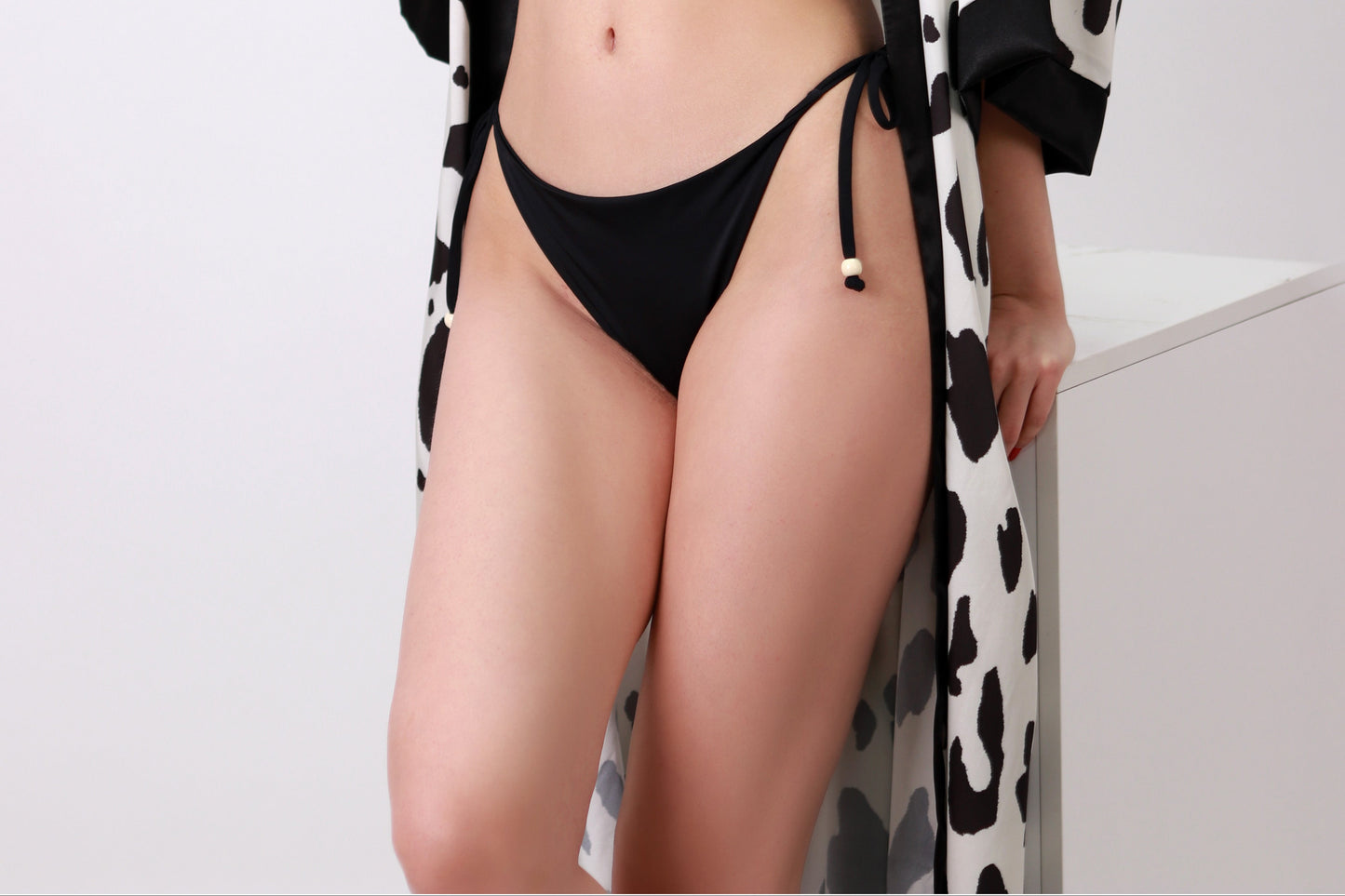 PARAIMA Volosko Sunset bikini bottom in Black Nights